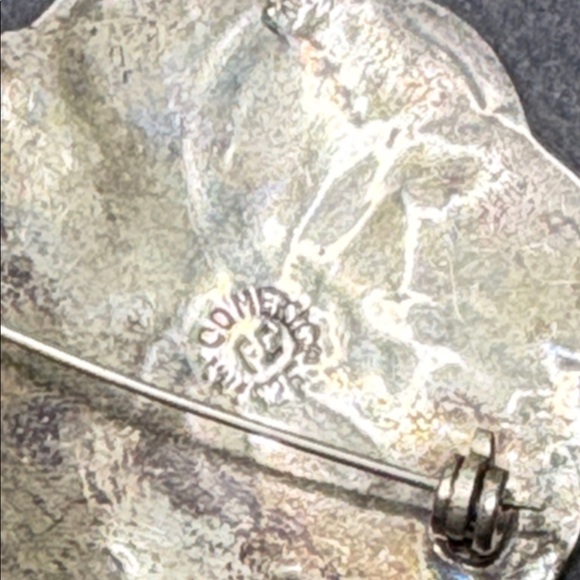 Elegant Silver and Abalone Shell Brooch - Picture 3 of 4